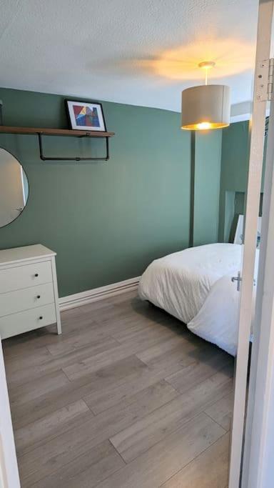 Stylish 2 Bedroom Flat In Angel Central Location ลอนดอน ภายนอก รูปภาพ