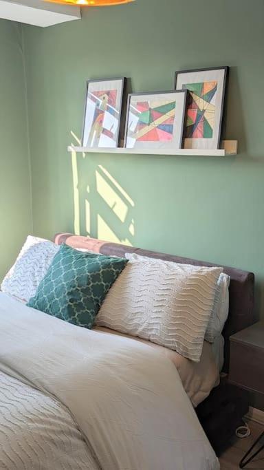 Stylish 2 Bedroom Flat In Angel Central Location ลอนดอน ภายนอก รูปภาพ